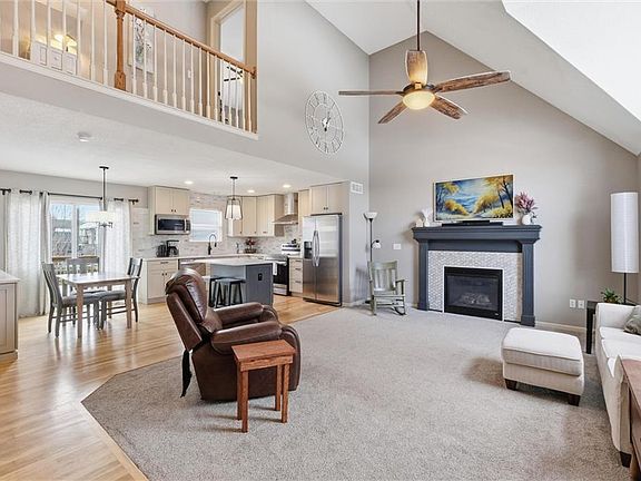 5th image of 11919 N Belmont Ave