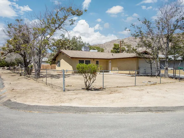 7028 Tamarisk Ave, Yucca Valley, CA 92284