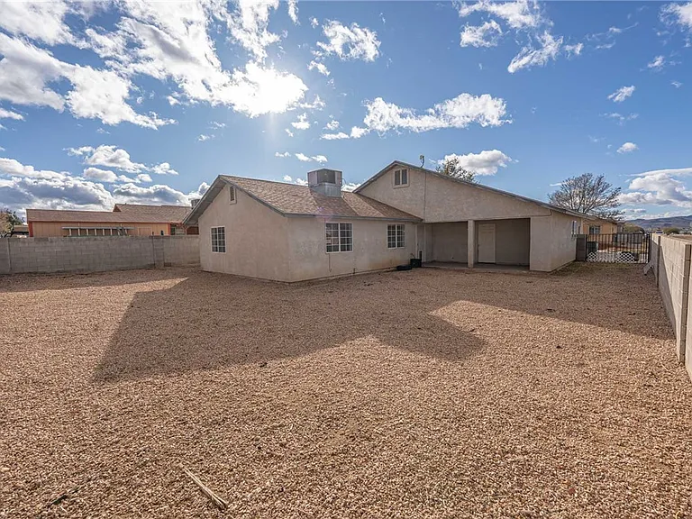 3422 Cypress St — Photo 13