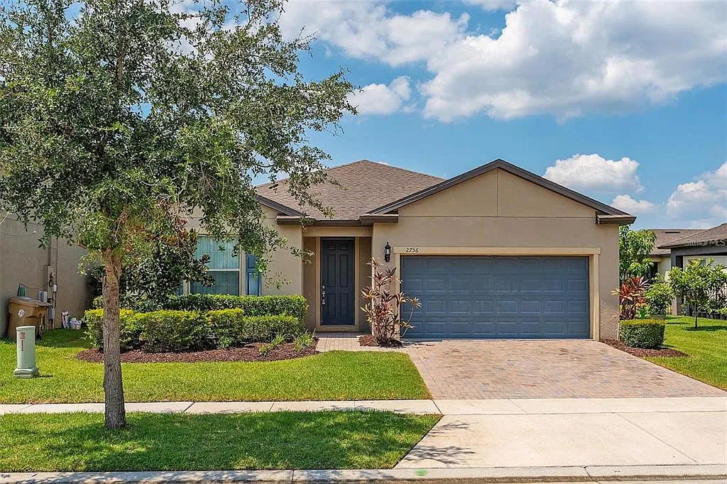 4 bed, 2.0 bath, 2144 sqft, $2,650 — Photo 1