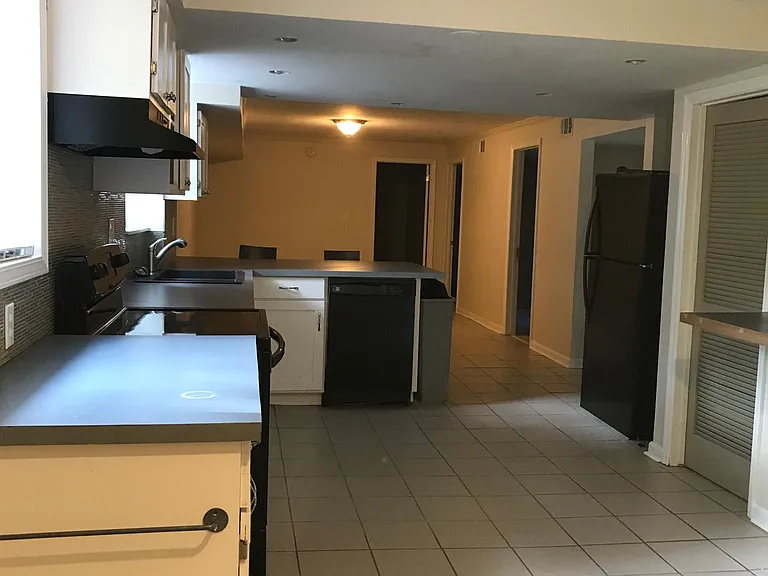 1557 Conway Rd #B — Photo 12