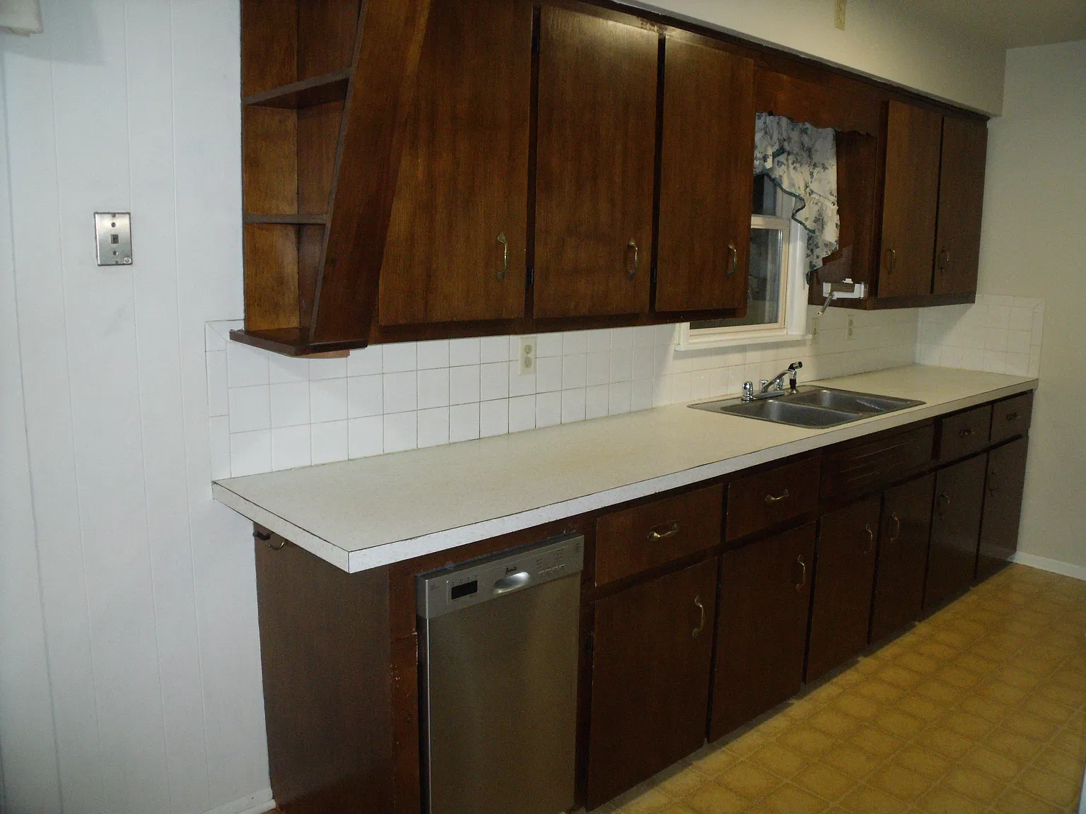 2 bed, 1162 sqft, $1,700 — Photo 2