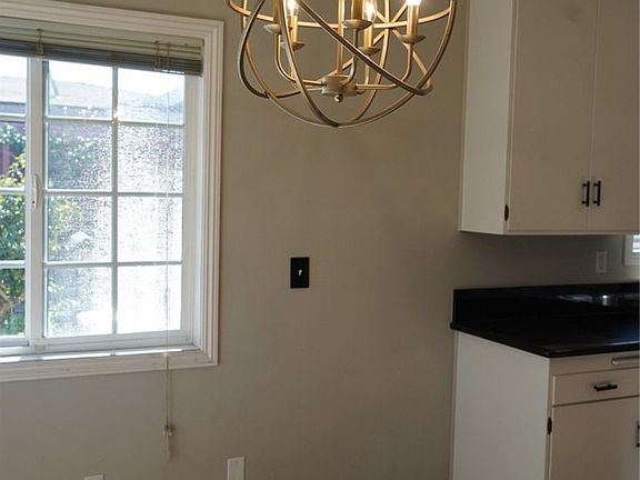 4th image of 24419 Marine Ave