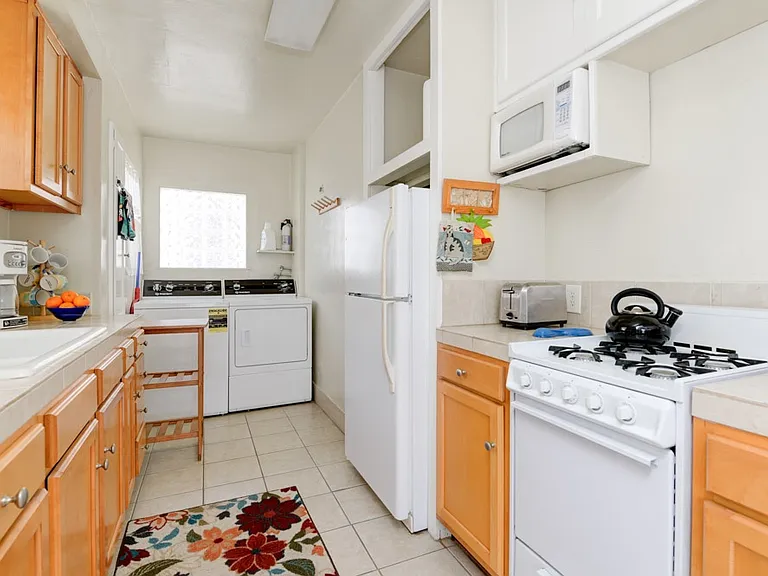 720 San Luis Rey Pl — Photo 3