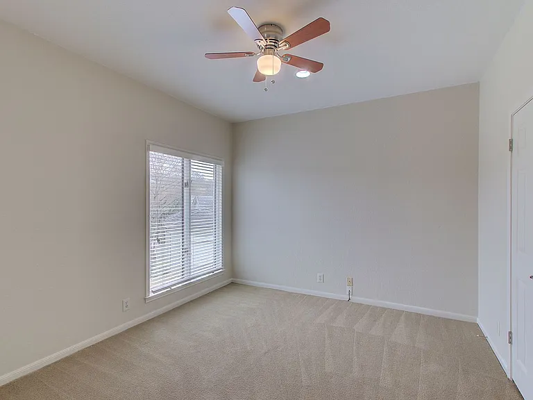 4231 Westlake Dr #E2 — Photo 26