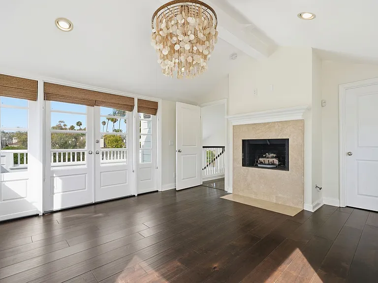 315 1/2 Goldenrod Ave — Photo 16