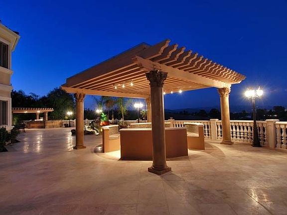3rd image of 5142 Parkway Calabasas