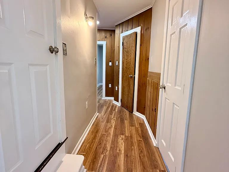 539 S 13th St — Photo 12