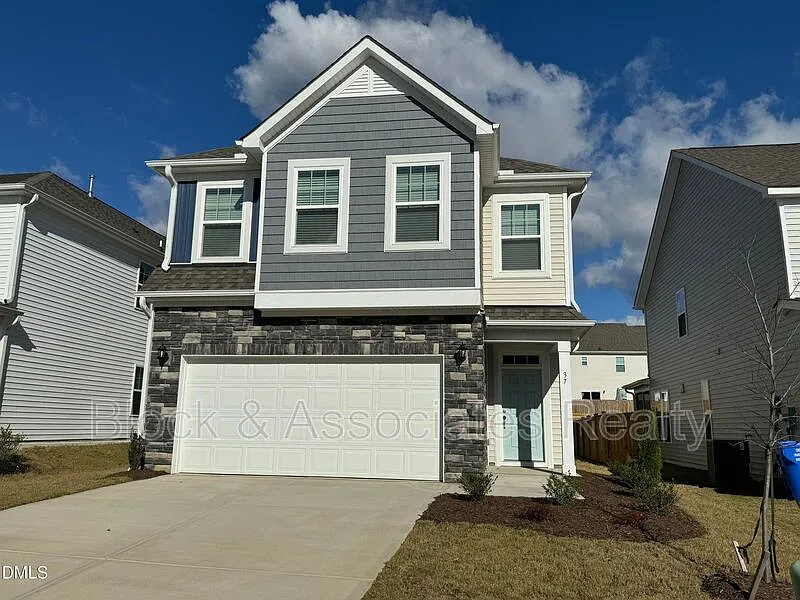 37 Bluebell St