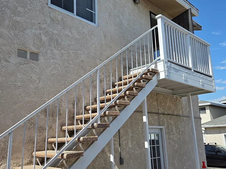 14612 Osage Ave #3 — Photo 2