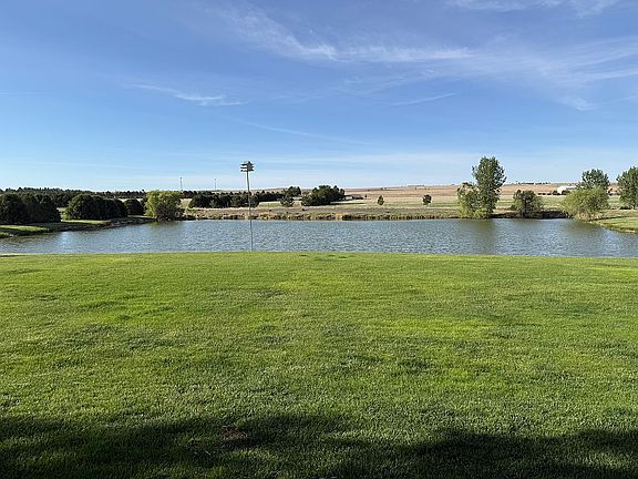 3rd image of 1001 Prairie Pond Ln
