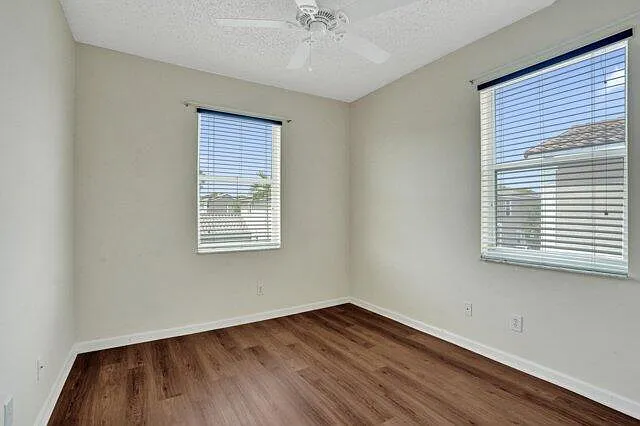 10581 NW 57th Ct — Photo 23