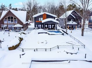 1657 Peninsula Point Rd, Severn, ON P0E 1N0