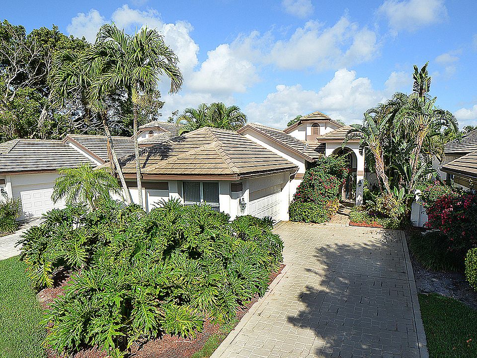 Home For Sale In Broken Sound Country Club