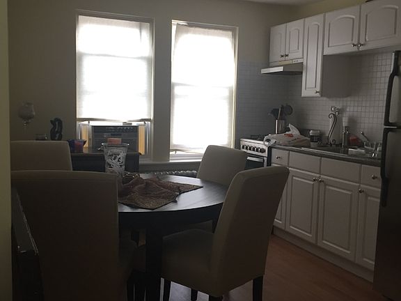 2nd image of 2037 33rd Street # Fl 2nd