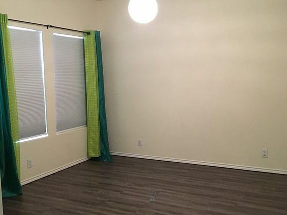 3rd image of 1315 Candy Ln