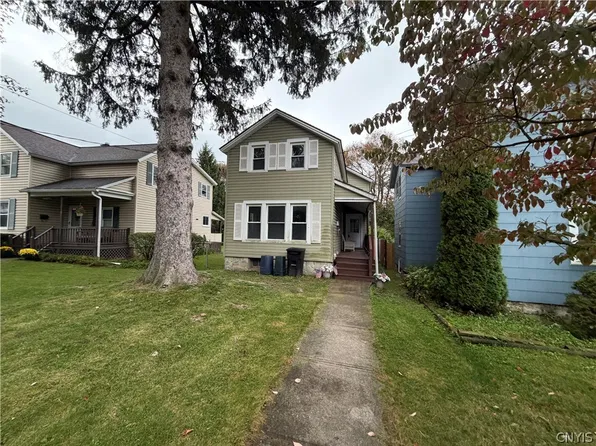 68 Frances St, Auburn, NY 13021