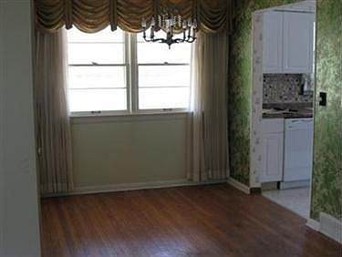 3rd image of 10610 Brainard Dr