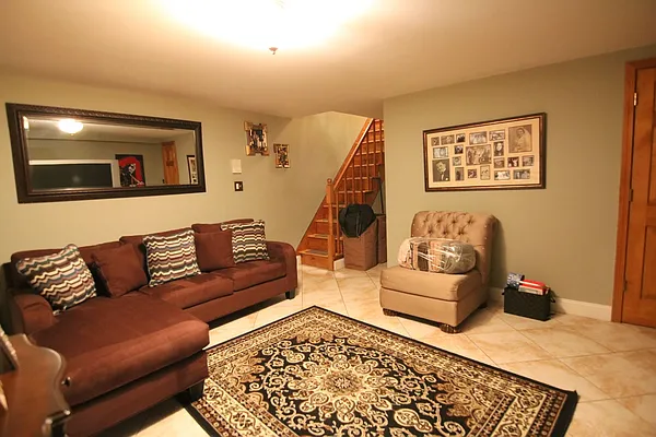 Rented by JK Dansar Corp | media 11