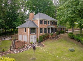 1658 Basin Dr, Suwanee, GA 30024