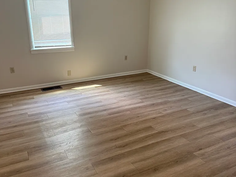 1730 S Sutton Dr — Photo 10