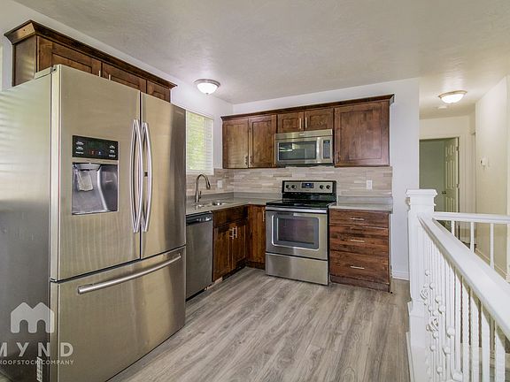 3rd image of 7511 S Uranium Dr