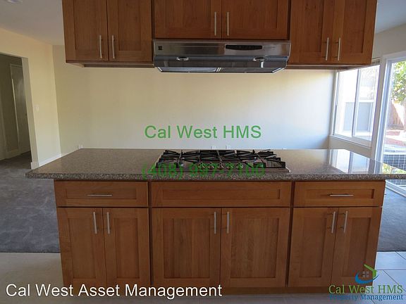 4th image of 2742 Middleborough Cir