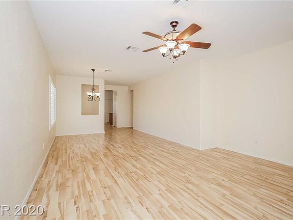 3rd image of 2312 Waxwing Ct