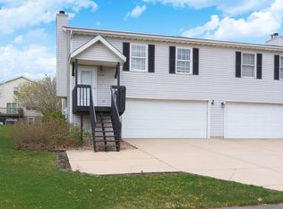 1518 Martin Luther King Dr, Bloomington, IL 61701