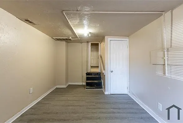 912 SW 35th St — Photo 16