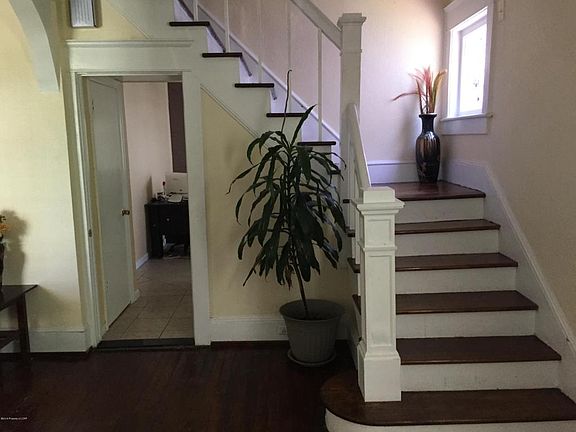 3rd image of 83 E Vaughn St