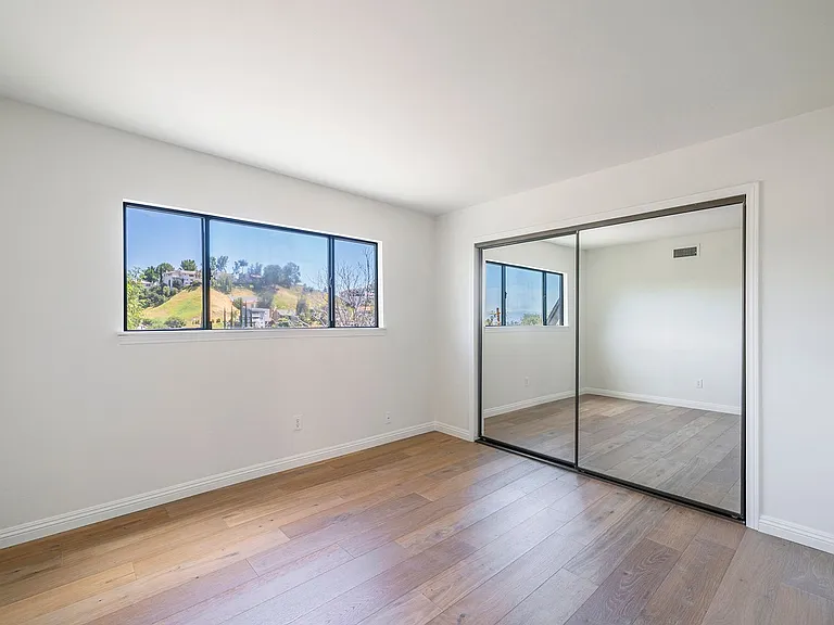 5245 Elvira Rd — Photo 32