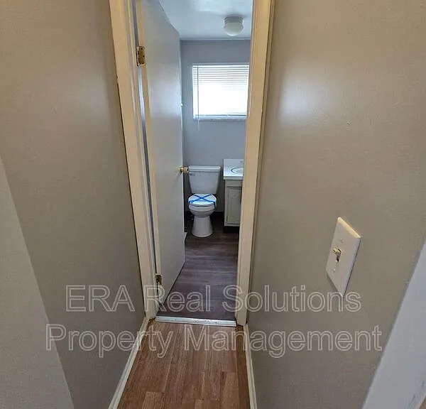 914 S Weyant Ave — Photo 16