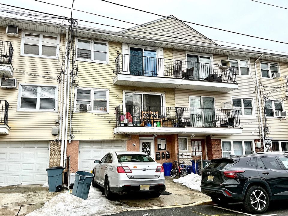 1st image of 22 President St #3