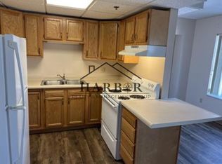 1105 3rd St NW #204, Austin, MN 55912