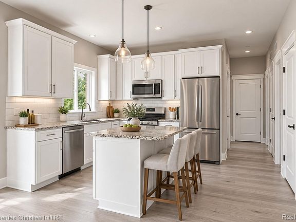 3rd image of 23265 Waterview Dr