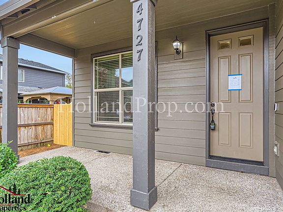 3rd image of 4727 NE Kaycee St