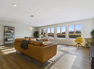 2019 2nd Ave N, Minneapolis, MN 55405