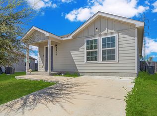 3814 Pickles Way, Converse, TX 78109