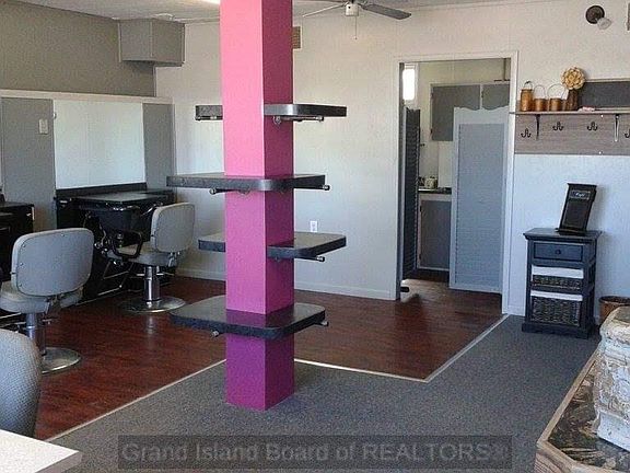 3rd image of 2114/211 N Broadwell Ave