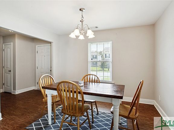 4th image of 34 Fiore Drive