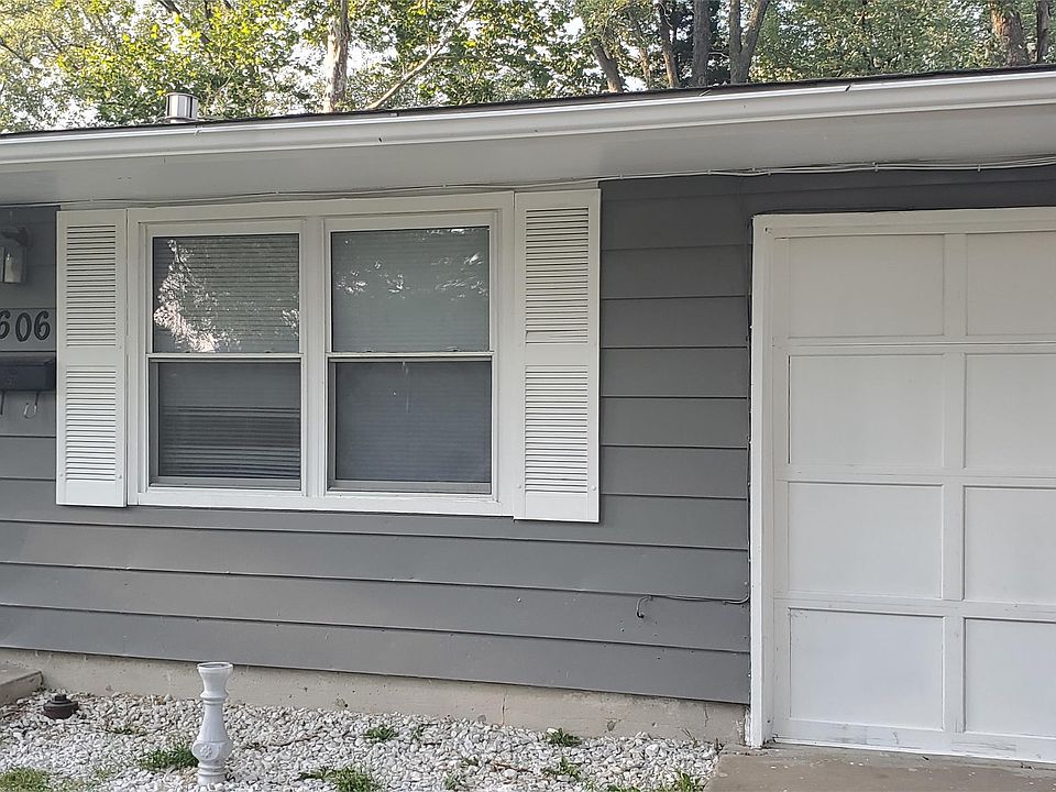1st image of 8606 E 91st Ter