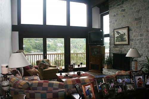4th image of 1442 Aqua Vista Dr
