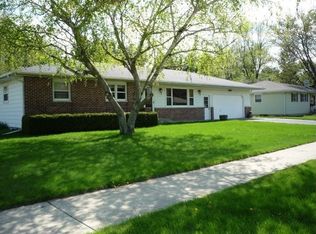 460 Nygaard St, Oregon, WI 53575