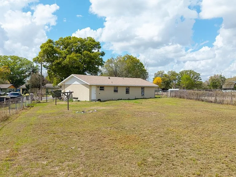 4003 Prairie Bend Ln — Photo 12