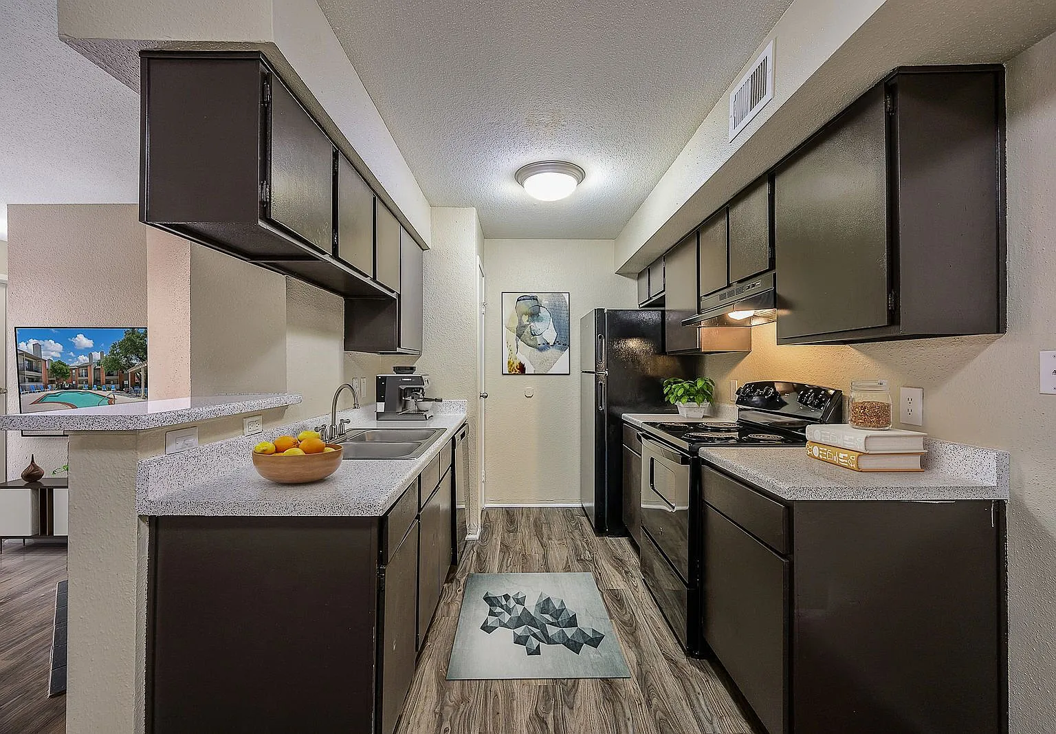 Windmill Terrace — Photo 4