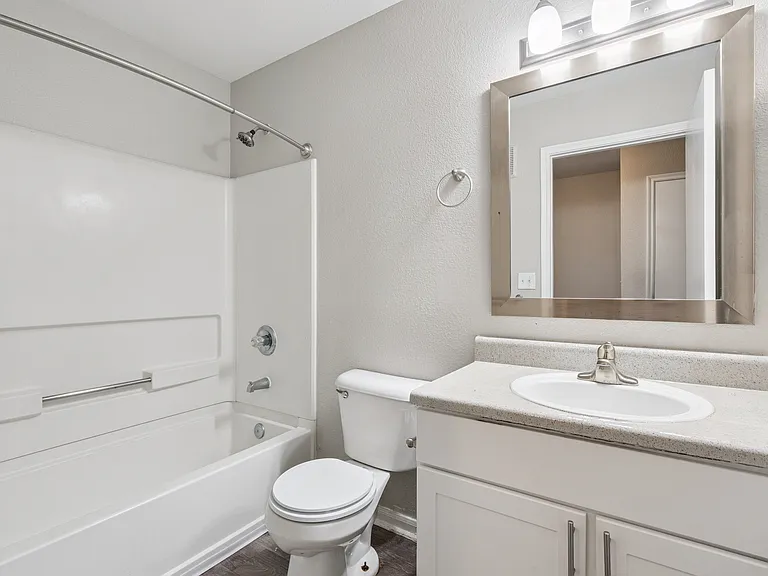 Maple Grove Villas — Photo 11