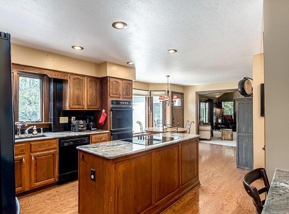 3rd image of 3438 Hidden Meadow Ct