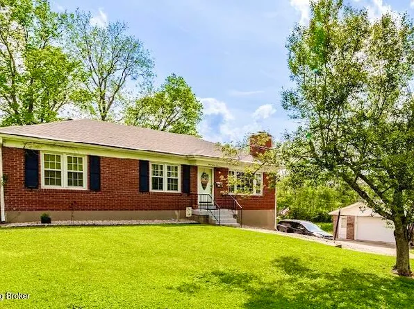 1082 Forrest View Dr, Louisville, KY 40219