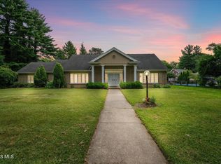 2060 Whitehall Rd, Toledo, OH 43606